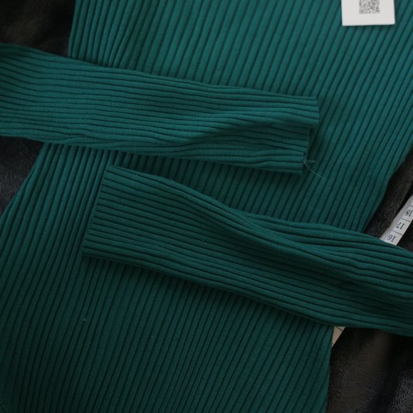 NTW Ribbed Green Square Neck Bodysuit. - Picture 2 of 4